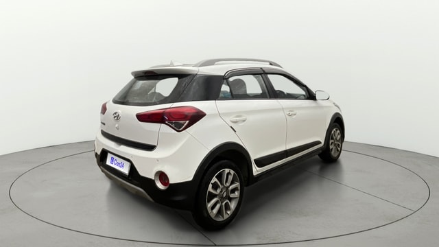 View Hyundai i20 Active Image 42 Used Hyundai i20 Active Image 42