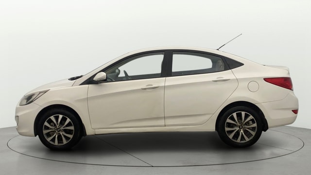 View Hyundai Fluidic Verna Image 5 Used Hyundai Fluidic Verna Image 5