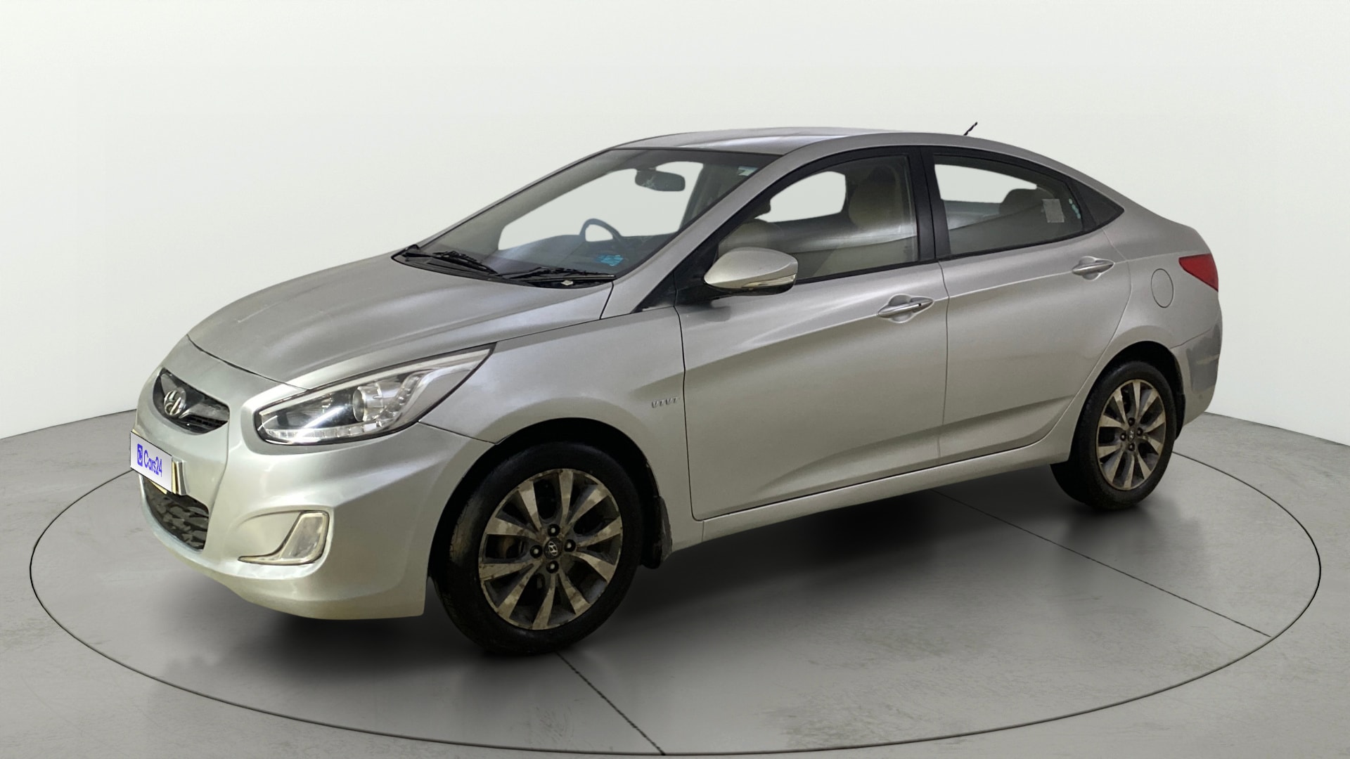 View 2013 Hyundai Fluidic Verna 1.6 VTVT SX AT Image 36 Used 2013 Hyundai Fluidic Verna 1.6 VTVT SX AT Image 36