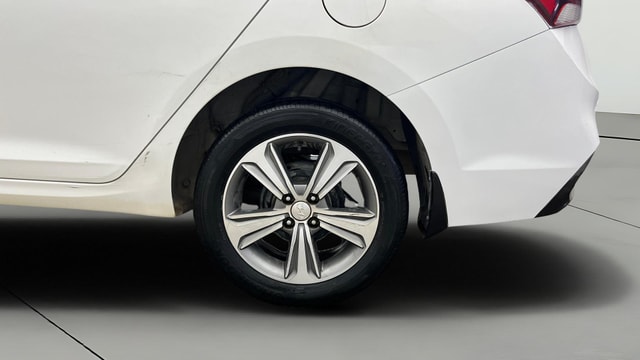 View Hyundai Verna Image 8 Used Hyundai Verna Image 8