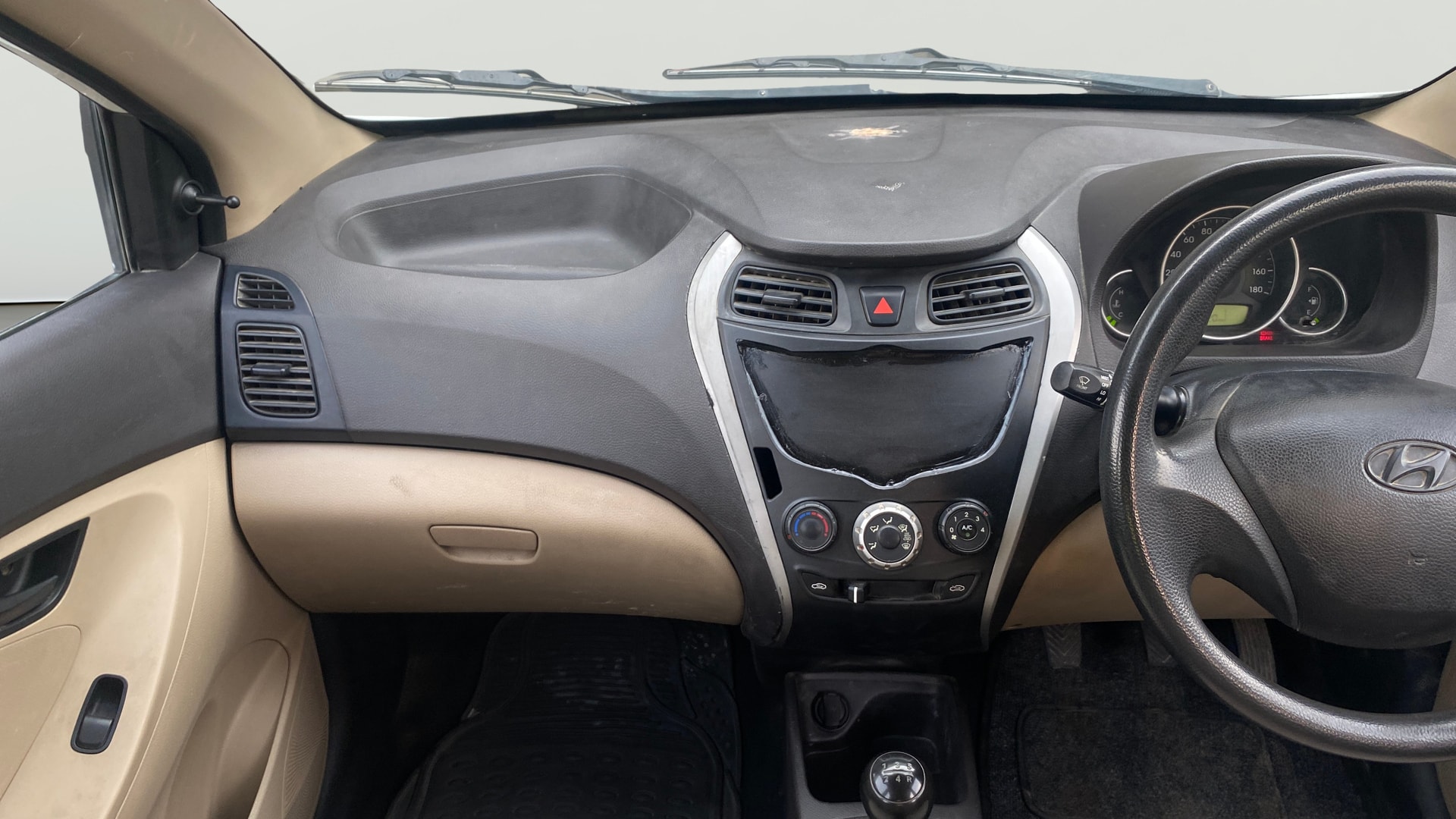 Used 2014 Hyundai EON Used 2014 Hyundai EON