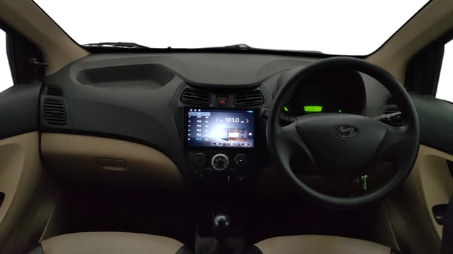 View Hyundai EON Image 15 Used Hyundai EON Image 15
