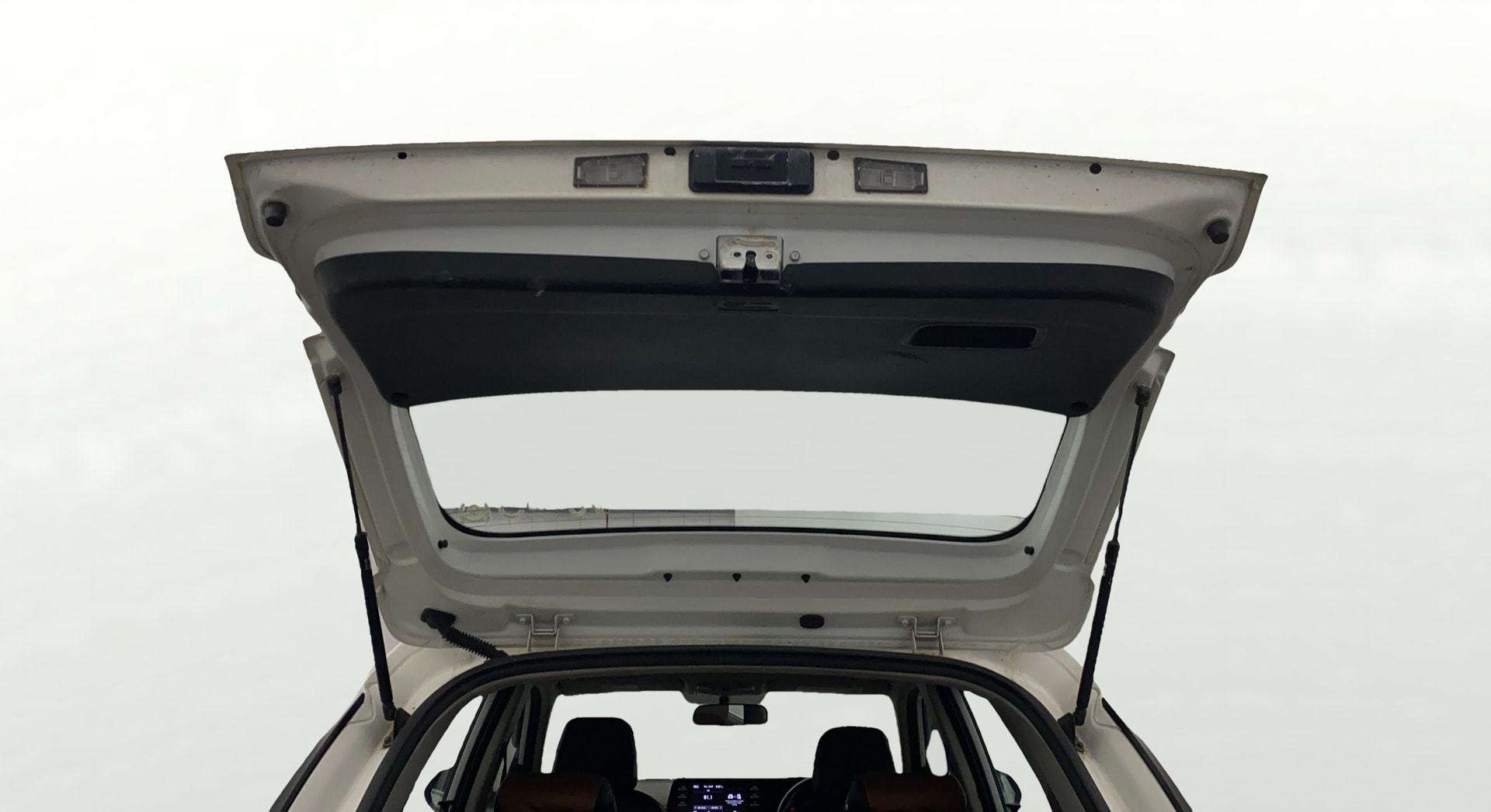 View 2023 Kia Sonet HTX iMT Petrol Image 33 Used 2023 Kia Sonet HTX iMT Petrol Image 33