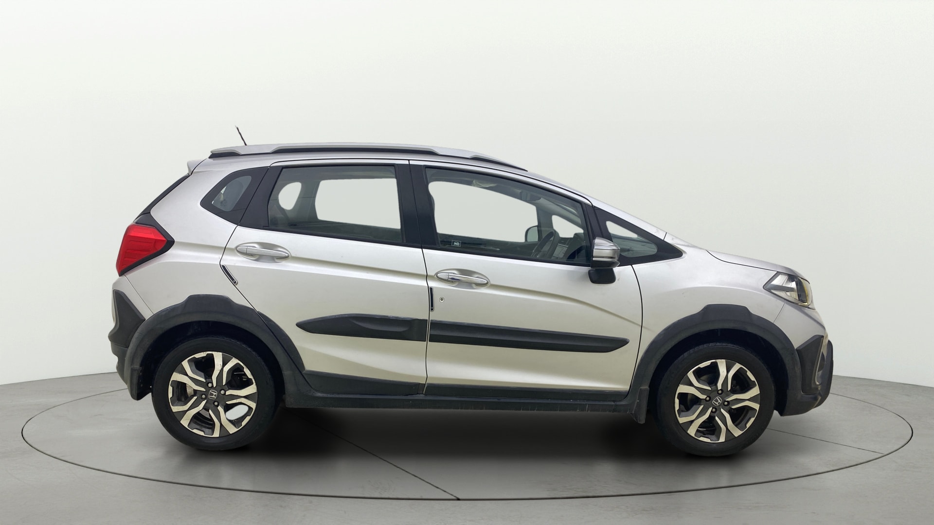 View 2017 Honda WR-V S MT Diesel Edge Edition Image 27 Used 2017 Honda WR-V S MT Diesel Edge Edition Image 27