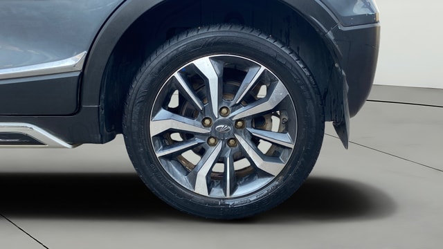 View Mahindra XUV300 Image 8 Used Mahindra XUV300 Image 8