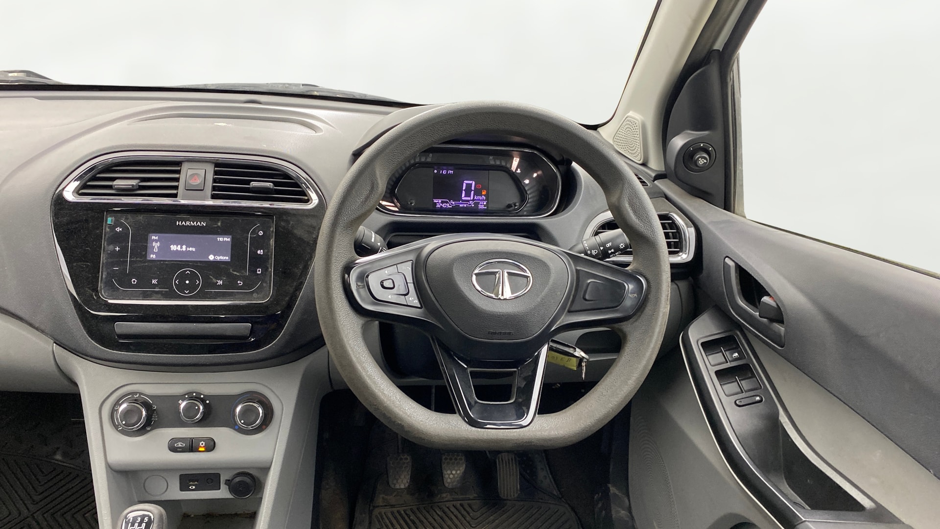 Used 2022 Tata Tiago Used 2022 Tata Tiago