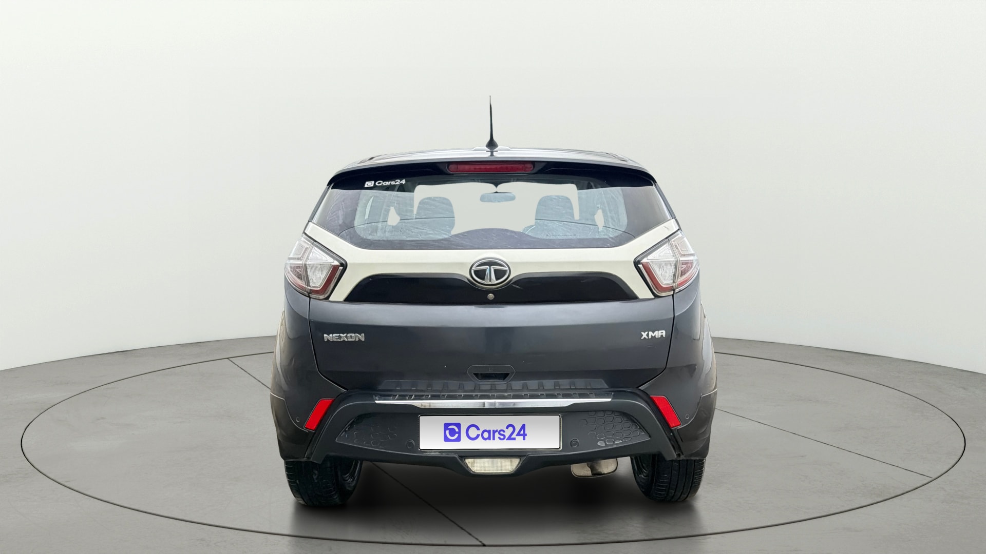 Used 2018 Tata Nexon Used 2018 Tata Nexon