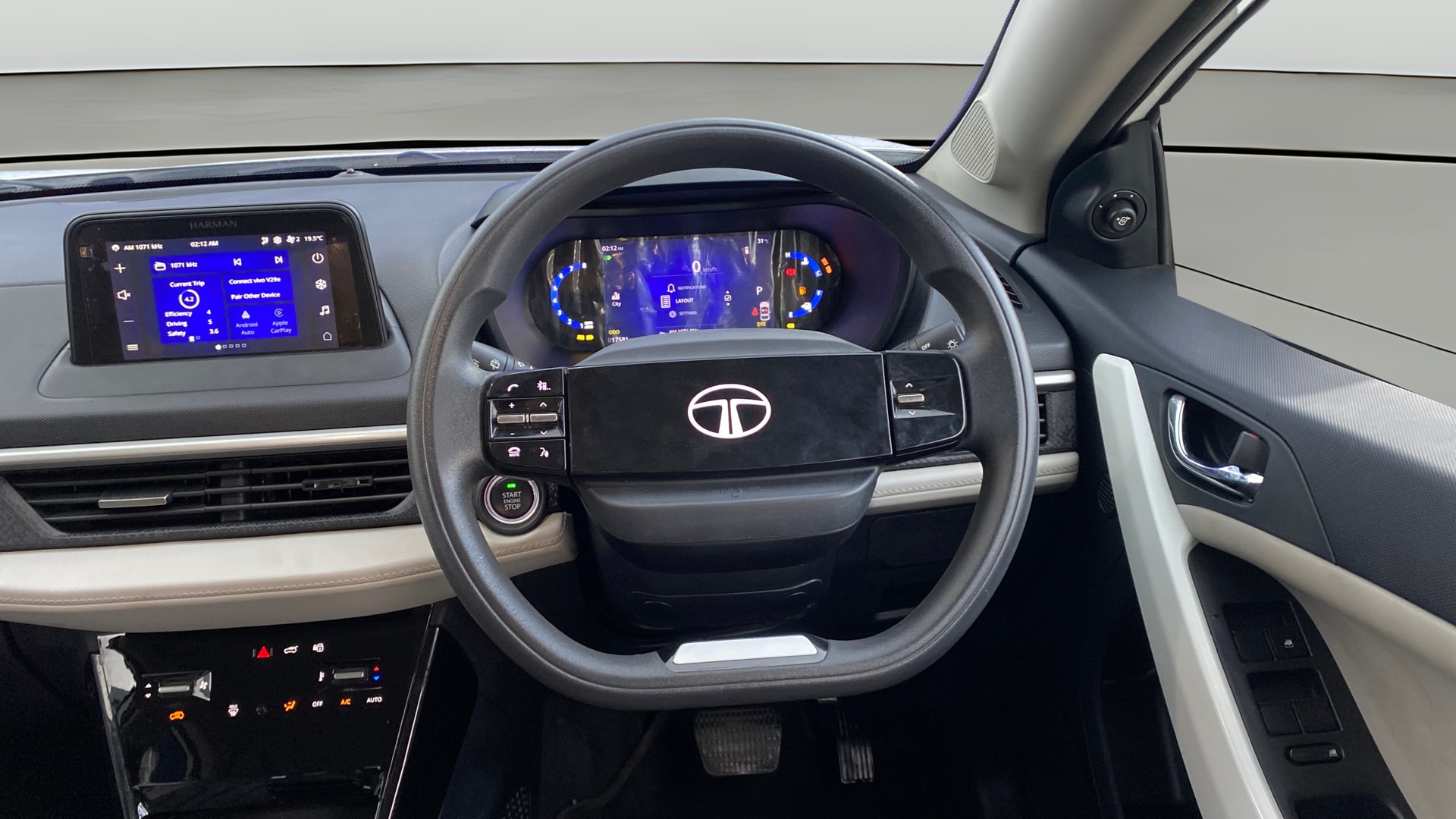 View 2024 Tata Nexon Revotron XE Image 14 Used 2024 Tata Nexon Revotron XE Image 14
