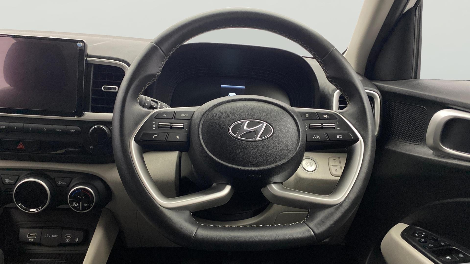 View 2024 Hyundai Venue E 1.2 Petrol BS IV Image 21 Used 2024 Hyundai Venue E 1.2 Petrol BS IV Image 21