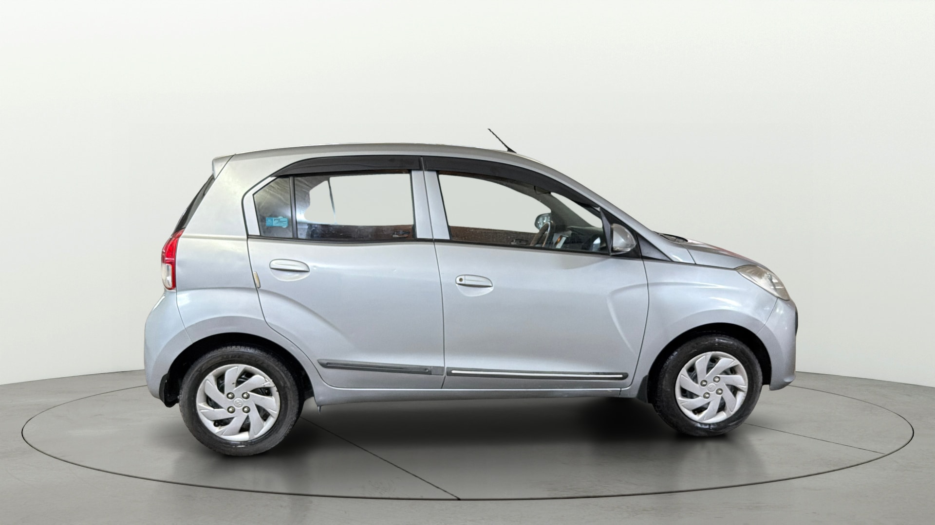 View 2018 Hyundai New Santro D-Lite Petrol Image 26 Used 2018 Hyundai New Santro D-Lite Petrol Image 26