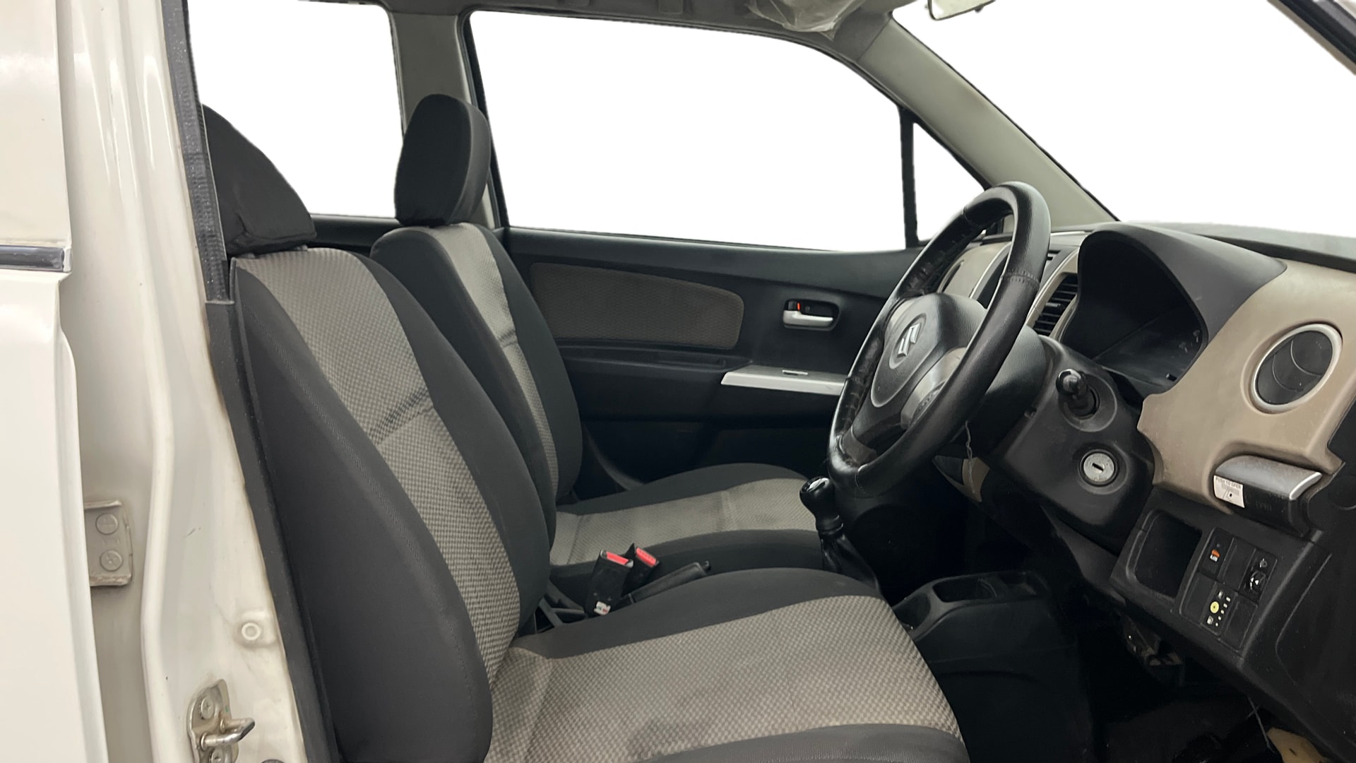 View 2015 Maruti Suzuki 1000 Base Variant Image 25 Used 2015 Maruti Suzuki 1000 Base Variant Image 25