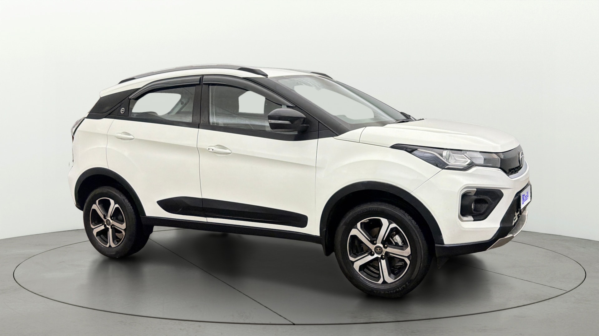 View 2023 Tata Nexon Revotron XE Image 21 Used 2023 Tata Nexon Revotron XE Image 21