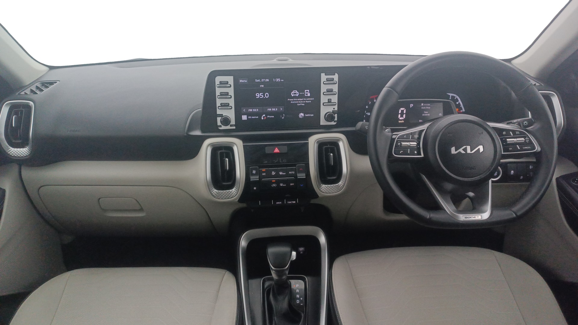 View 2023 Kia Sonet HTX DCT Petrol Image 30 Used 2023 Kia Sonet HTX DCT Petrol Image 30