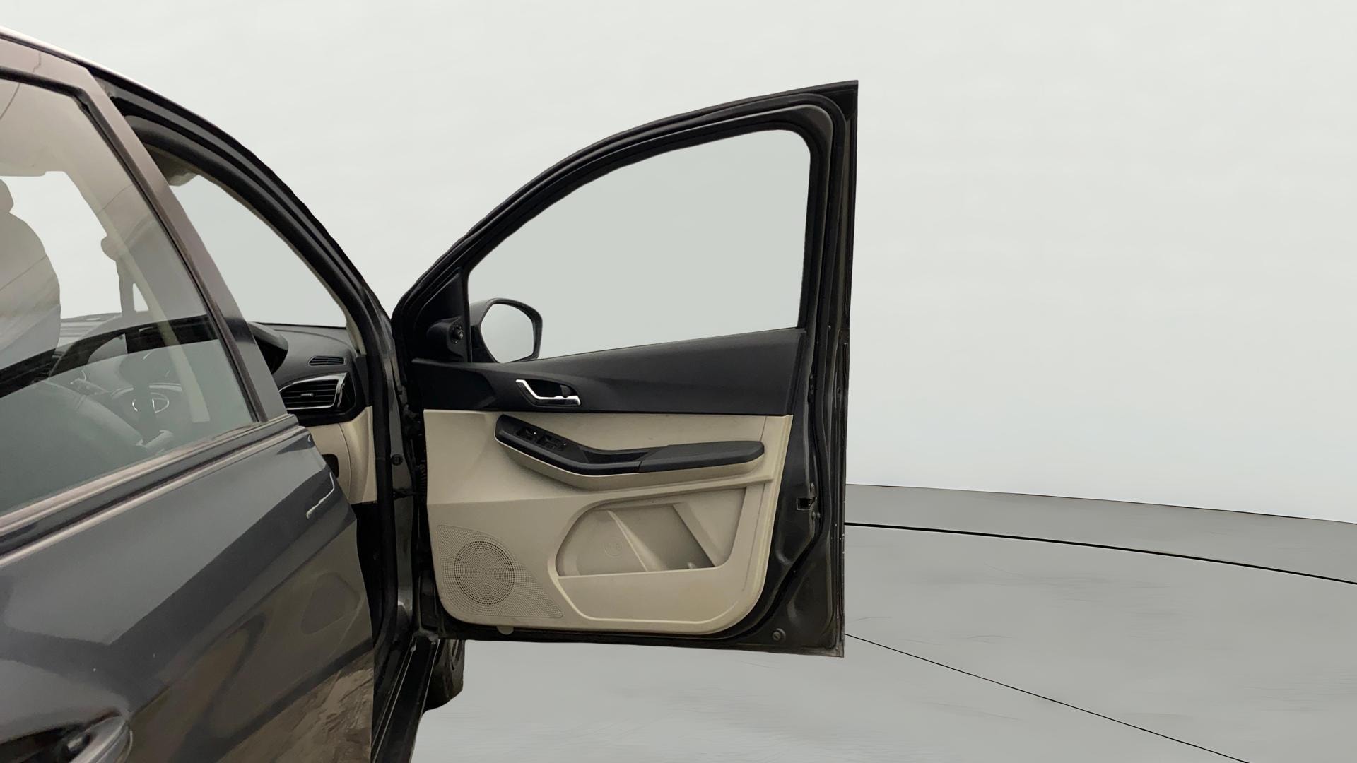 Used 2022 Tata Tiago Used 2022 Tata Tiago