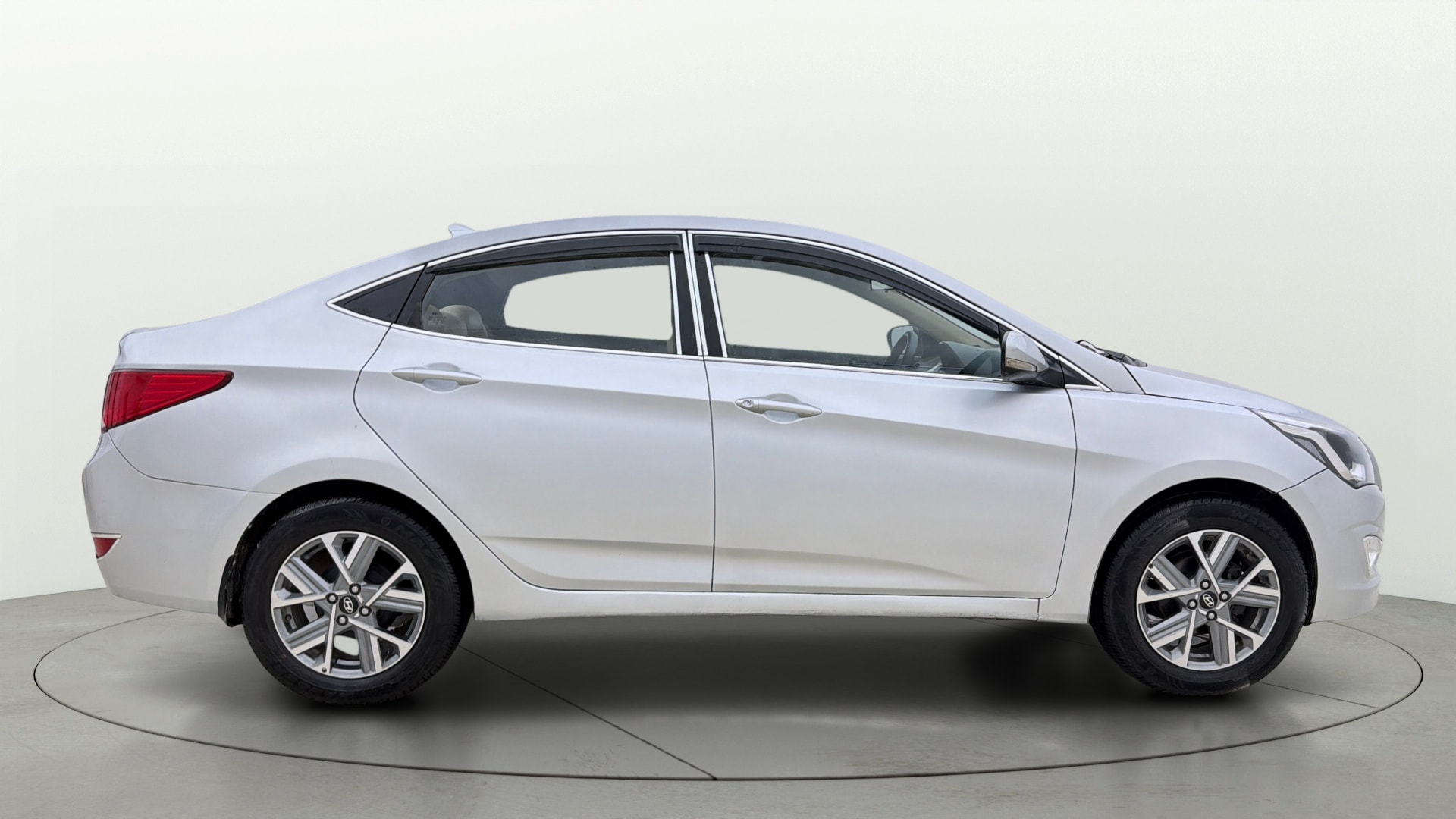 Used 2016 Hyundai Fluidic Verna Used 2016 Hyundai Fluidic Verna