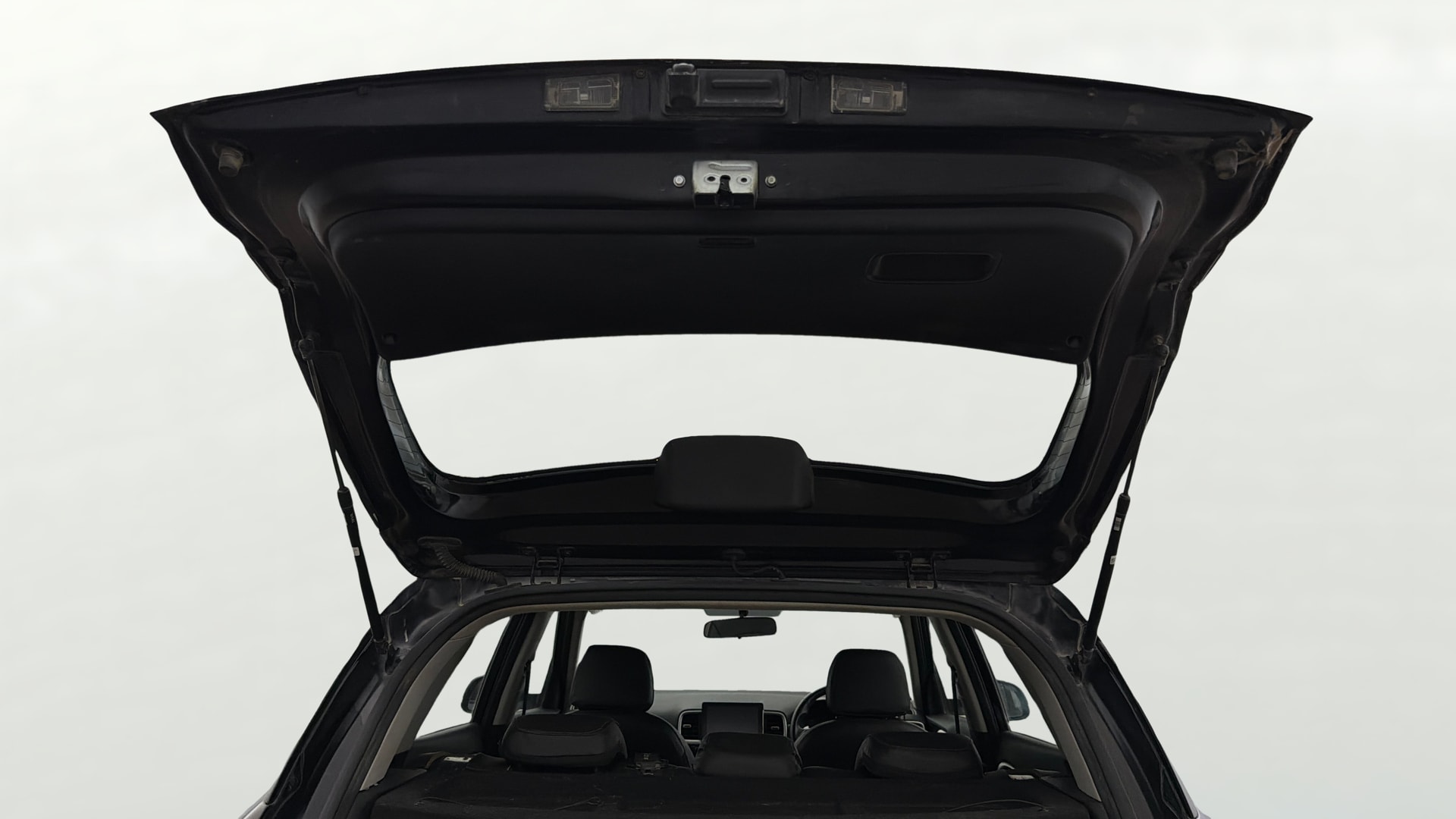 View 2024 Hyundai Venue S (O) 1.0 Turbo Petrol DCT Image 17 Used 2024 Hyundai Venue S (O) 1.0 Turbo Petrol DCT Image 17