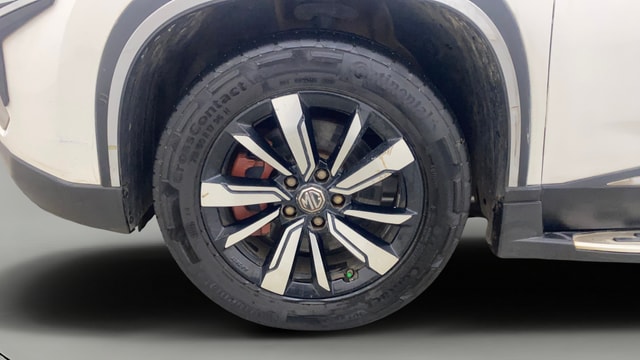 View MG Hector Image 35 Used MG Hector Image 35