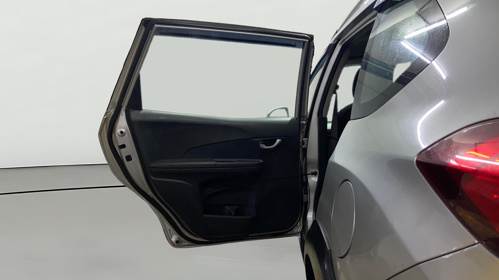 View 2016 Honda BR-V E Diesel Image 15 Used 2016 Honda BR-V E Diesel Image 15