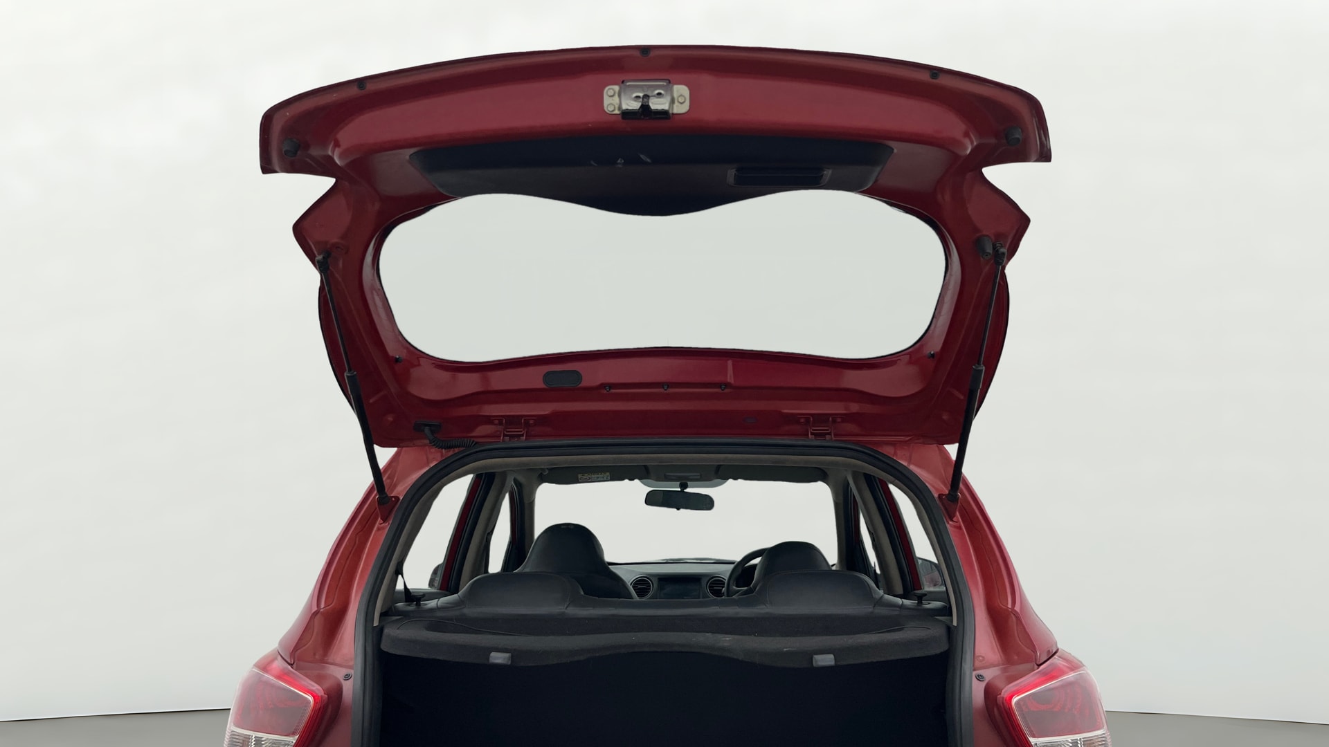 View 2017 Hyundai Grand i10 1.2 Sportz AT Petrol Image 16 Used 2017 Hyundai Grand i10 1.2 Sportz AT Petrol Image 16