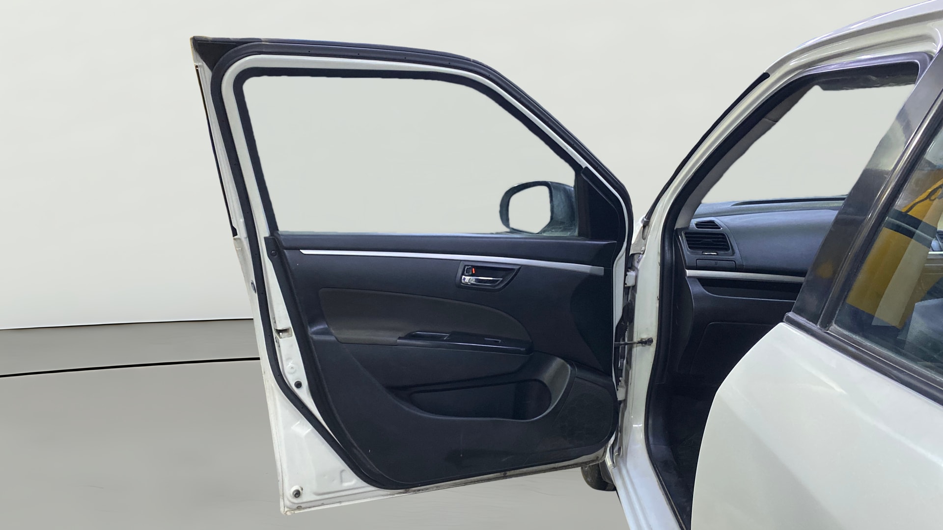 View 2015 Maruti Suzuki 1000 Base Variant Image 40 Used 2015 Maruti Suzuki 1000 Base Variant Image 40