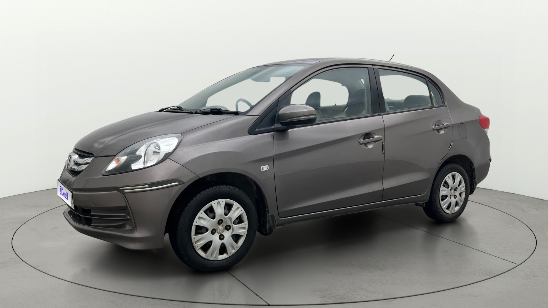 View 2015 Honda Amaze E MT Petrol BS IV Image 35 Used 2015 Honda Amaze E MT Petrol BS IV Image 35