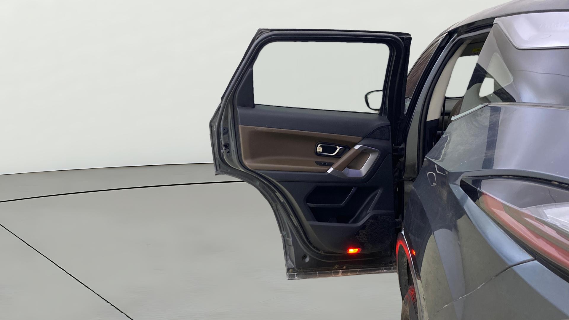 View 2020 Tata Harrier XE Image 23 Used 2020 Tata Harrier XE Image 23