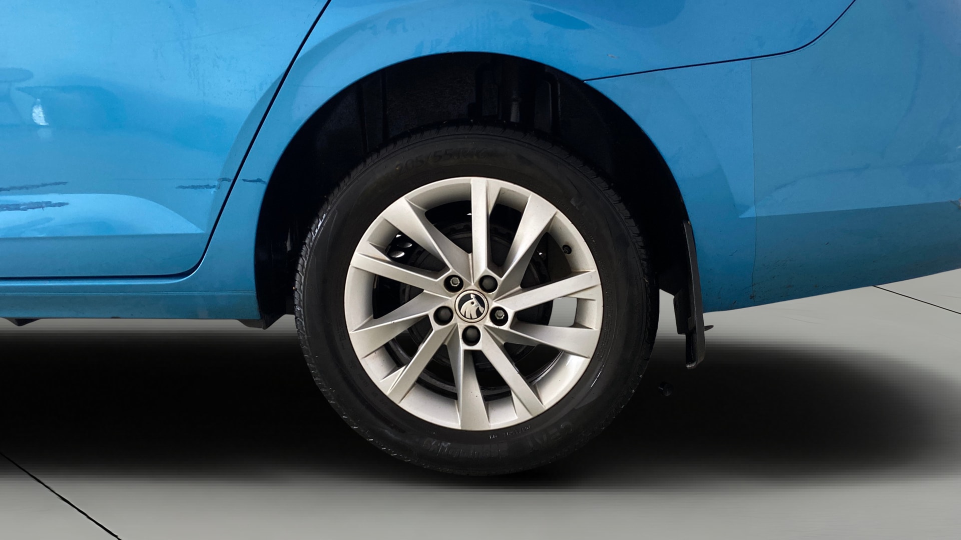 View 2023 Skoda Slavia Ambition 1.0 TSI AT Image 11 Used 2023 Skoda Slavia Ambition 1.0 TSI AT Image 11