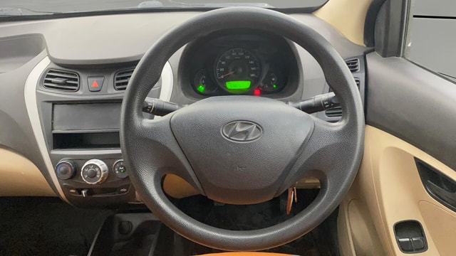 View Hyundai EON Image 20 Used Hyundai EON Image 20