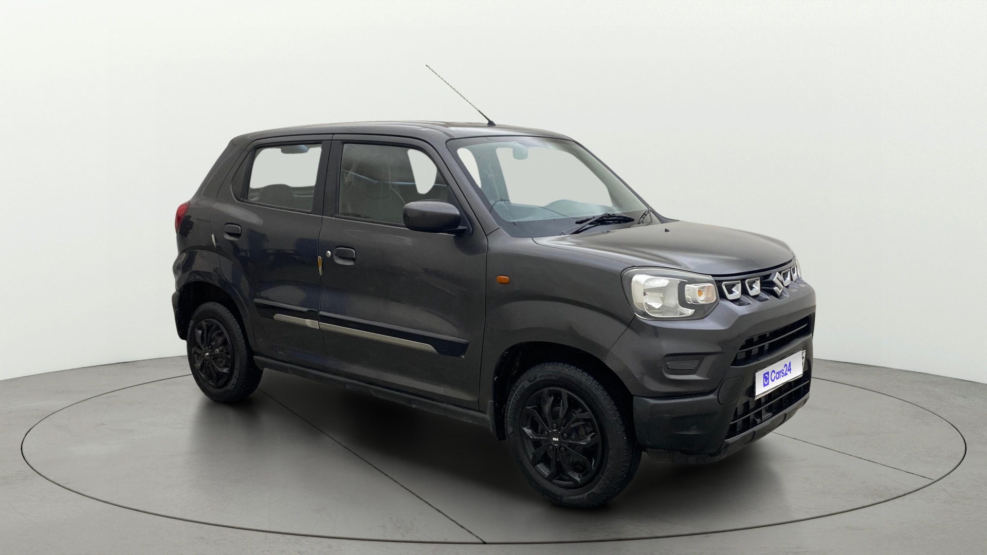 View 2023 Maruti Suzuki 1000 Base Variant Image 21 Used 2023 Maruti Suzuki 1000 Base Variant Image 21