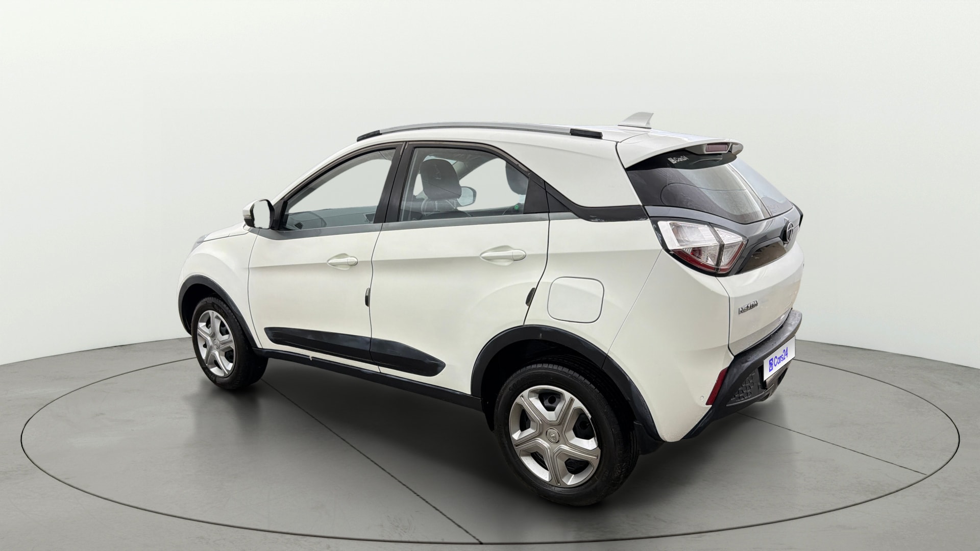 Used 2018 Tata Nexon Used 2018 Tata Nexon