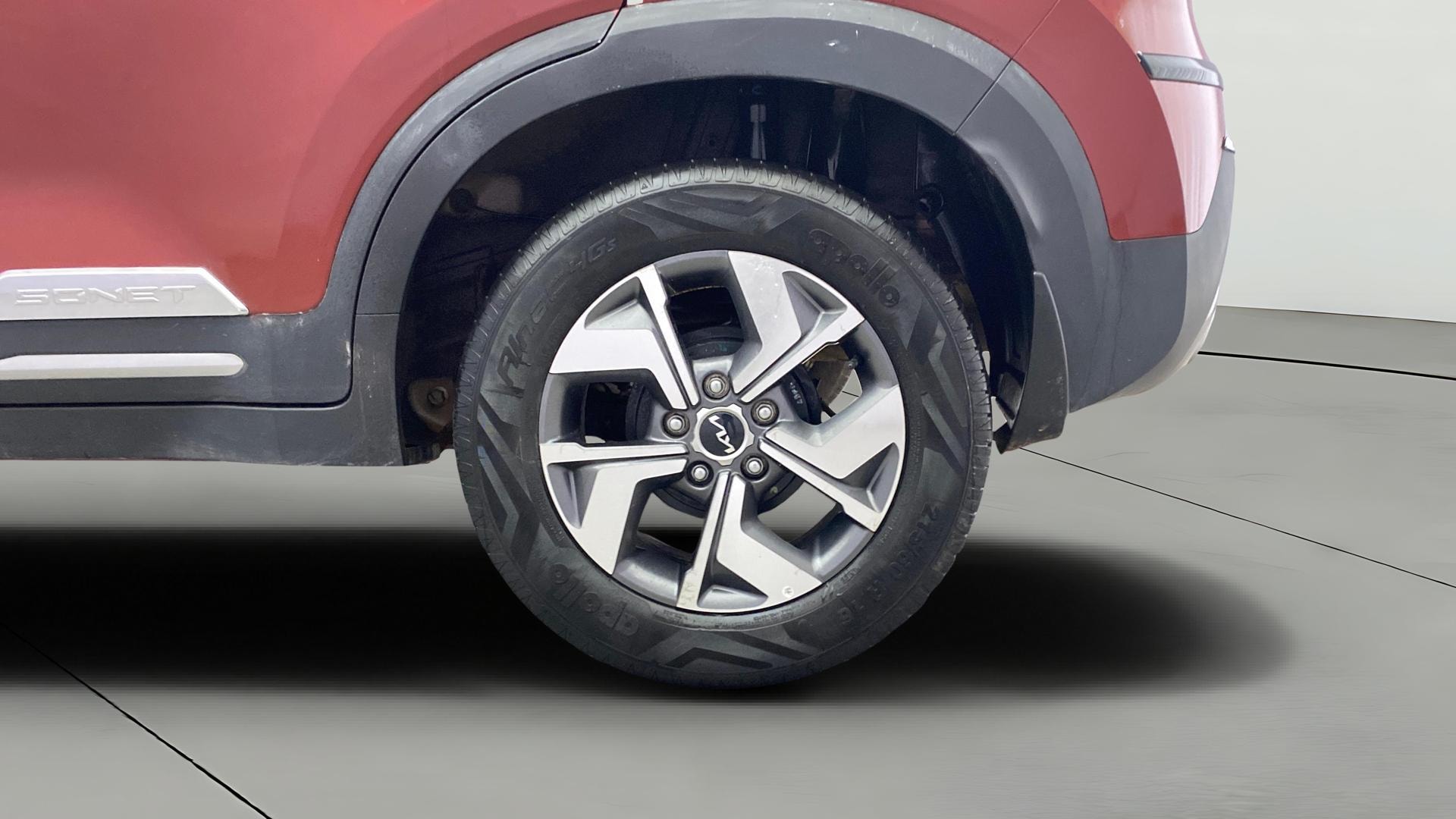 View 2022 Kia Sonet HTX iMT Petrol Image 11 Used 2022 Kia Sonet HTX iMT Petrol Image 11