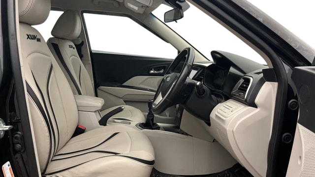 View Mahindra XUV300 Image 27 Used Mahindra XUV300 Image 27