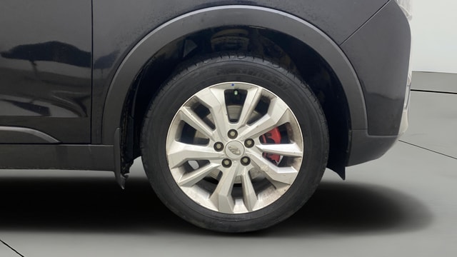View Mahindra XUV300 Image 44 Used Mahindra XUV300 Image 44