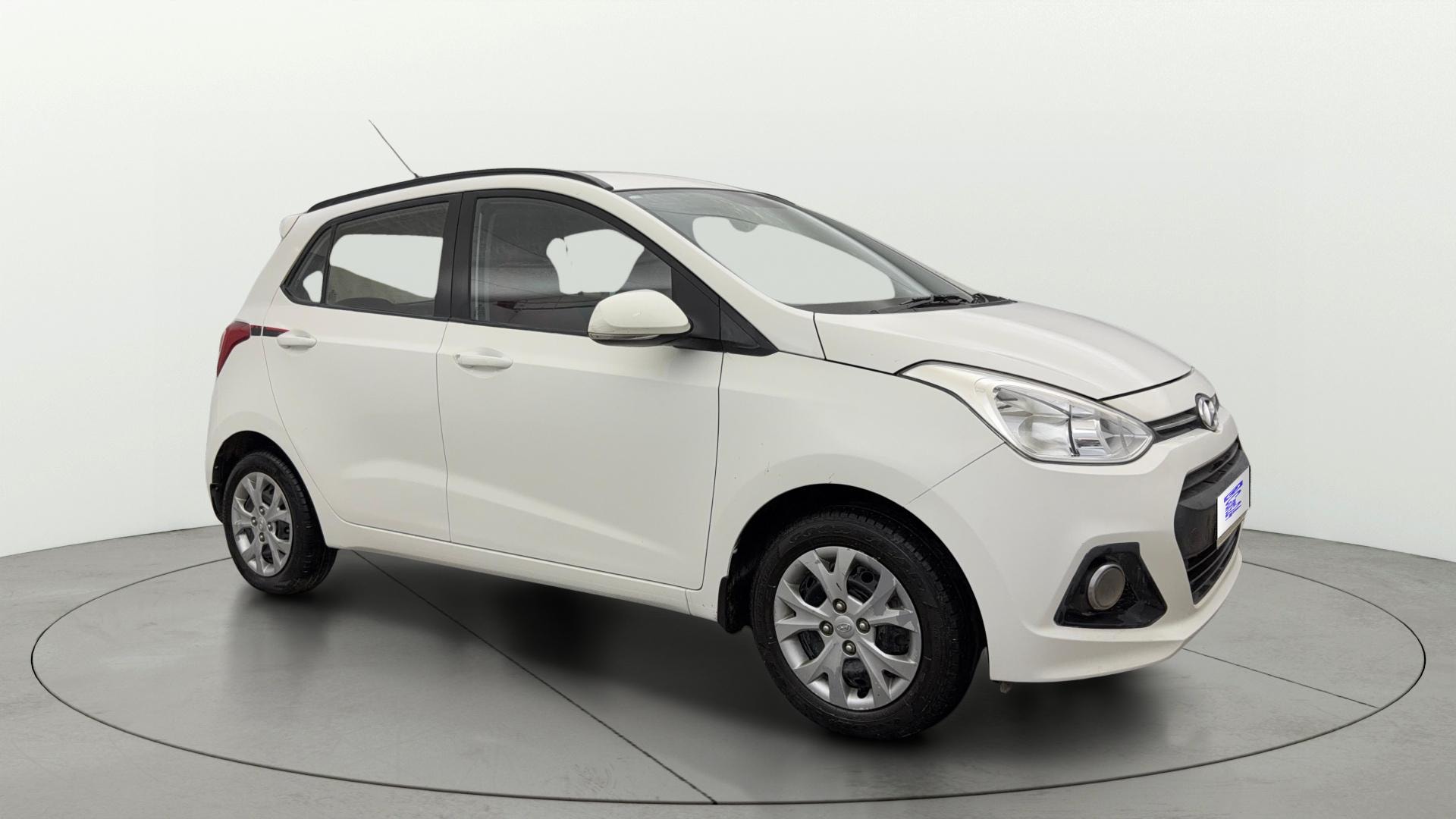 View 2017 Hyundai Grand i10 Sportz 1.2 Kappa Image 21 Used 2017 Hyundai Grand i10 Sportz 1.2 Kappa Image 21