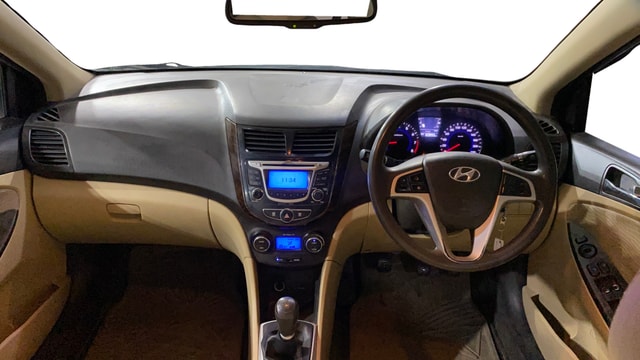 View Hyundai Fluidic Verna Image 15 Used Hyundai Fluidic Verna Image 15