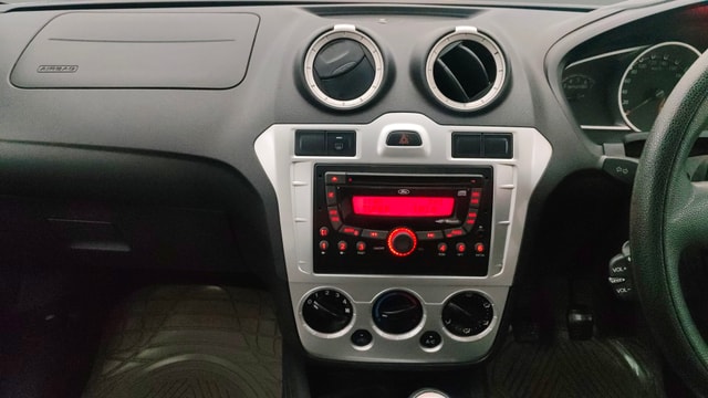 View Ford Figo Image 17 Used Ford Figo Image 17