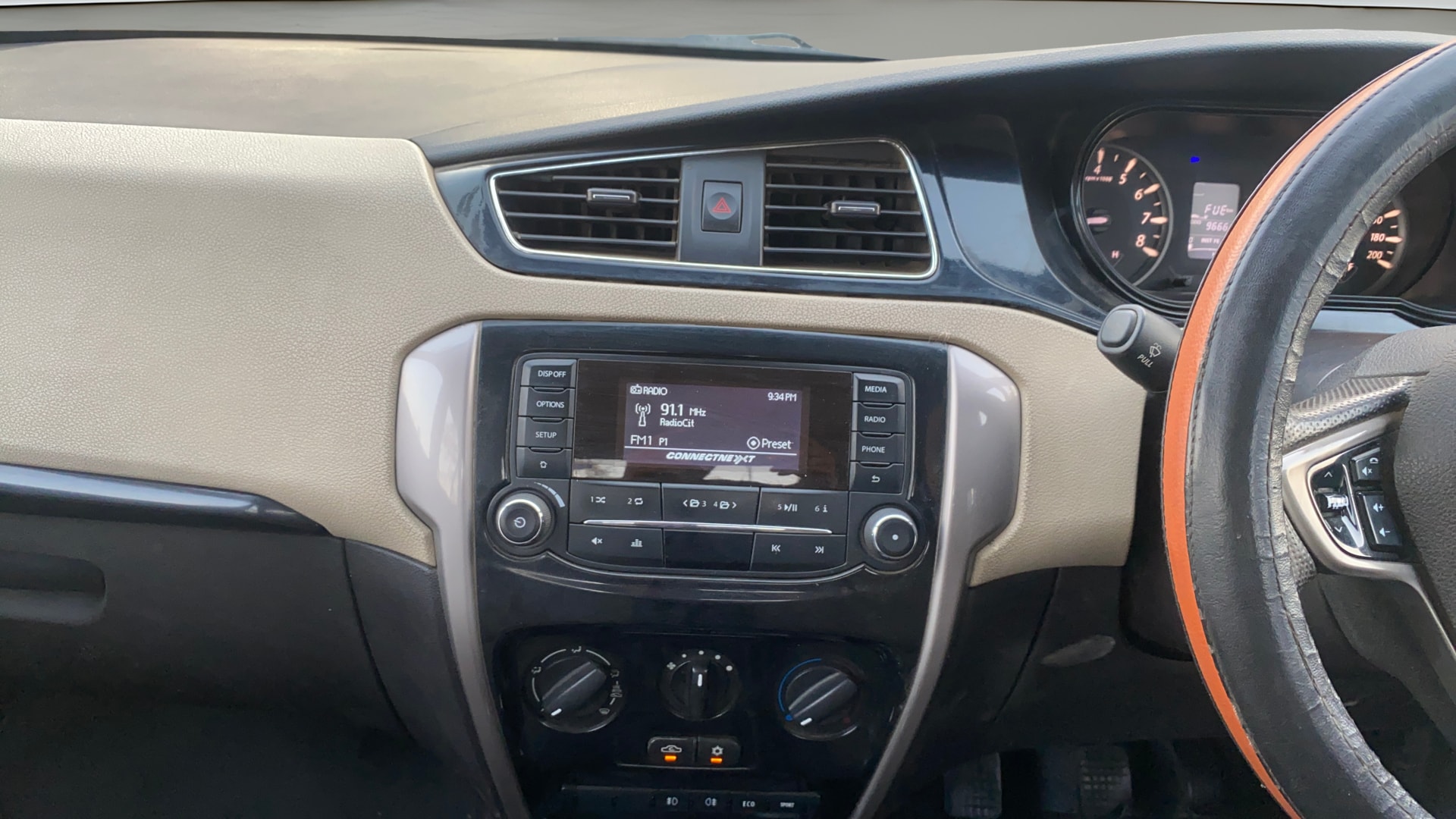 View 2016 Tata Zest XMS Petrol Image 17 Used 2016 Tata Zest XMS Petrol Image 17