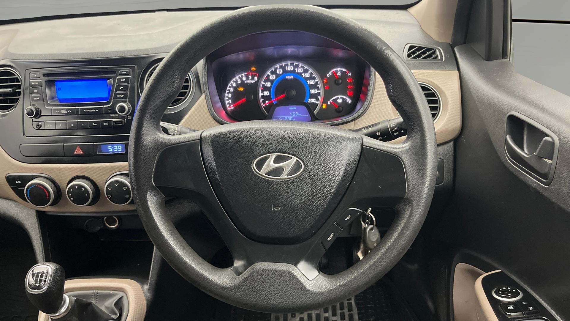 View 2015 Hyundai Grand i10 Magna 1.2 Kappa VTVT Image 20 Used 2015 Hyundai Grand i10 Magna 1.2 Kappa VTVT Image 20