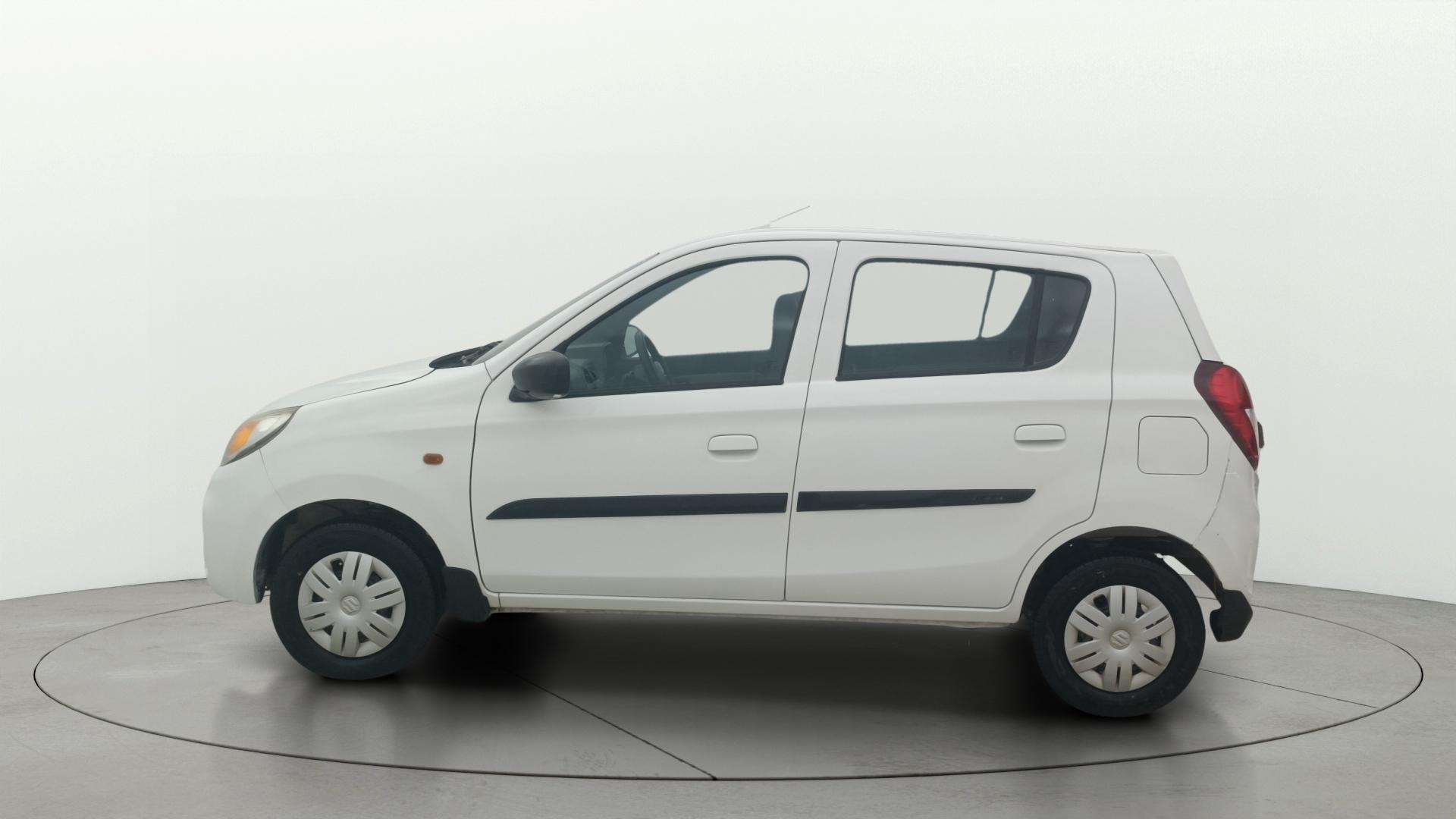 View 2021 Maruti Suzuki 1000 Base Variant Image 5 Used 2021 Maruti Suzuki 1000 Base Variant Image 5