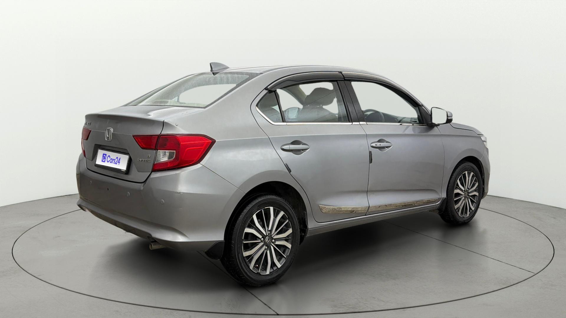 View 2018 Honda Amaze E MT Petrol BS IV Image 43 Used 2018 Honda Amaze E MT Petrol BS IV Image 43