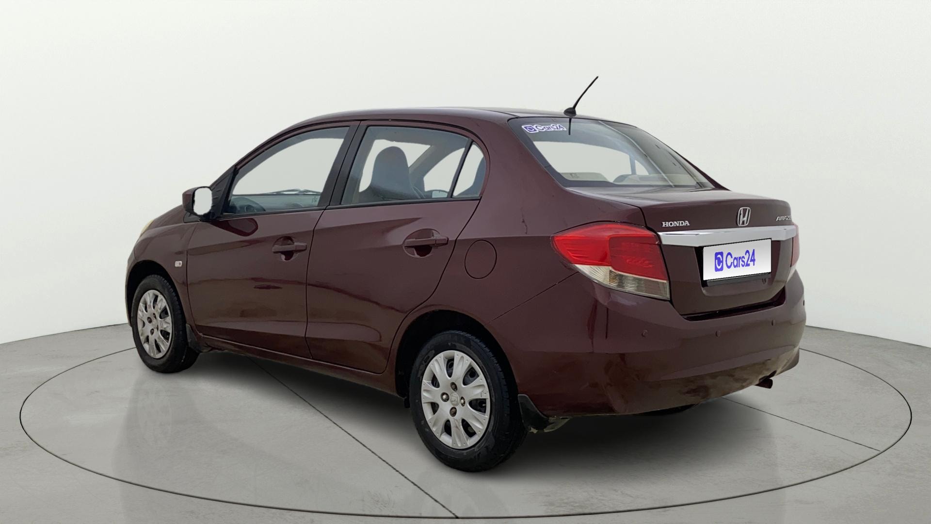 View 2015 Honda Amaze E MT Petrol BS IV Image 2 Used 2015 Honda Amaze E MT Petrol BS IV Image 2