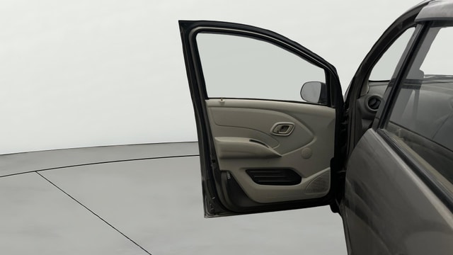 View Datsun Redi GO Image 30 Used Datsun Redi GO Image 30