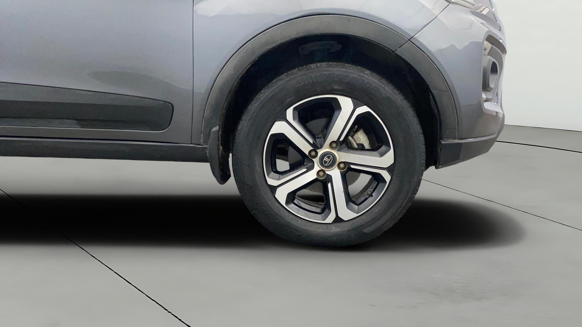 View 2021 Tata Nexon Revotron XE Image 43 Used 2021 Tata Nexon Revotron XE Image 43
