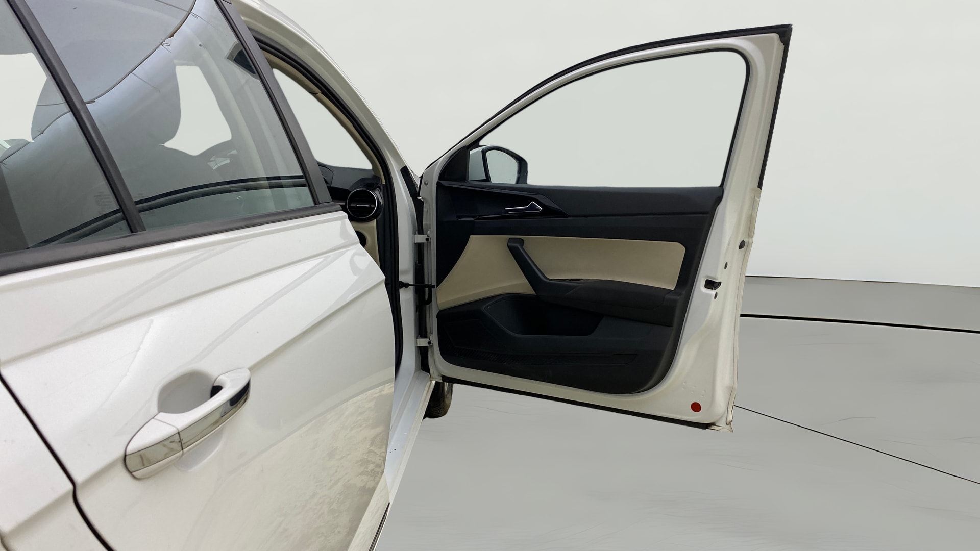 View 2023 Skoda Slavia Ambition 1.0 TSI MT Image 46 Used 2023 Skoda Slavia Ambition 1.0 TSI MT Image 46