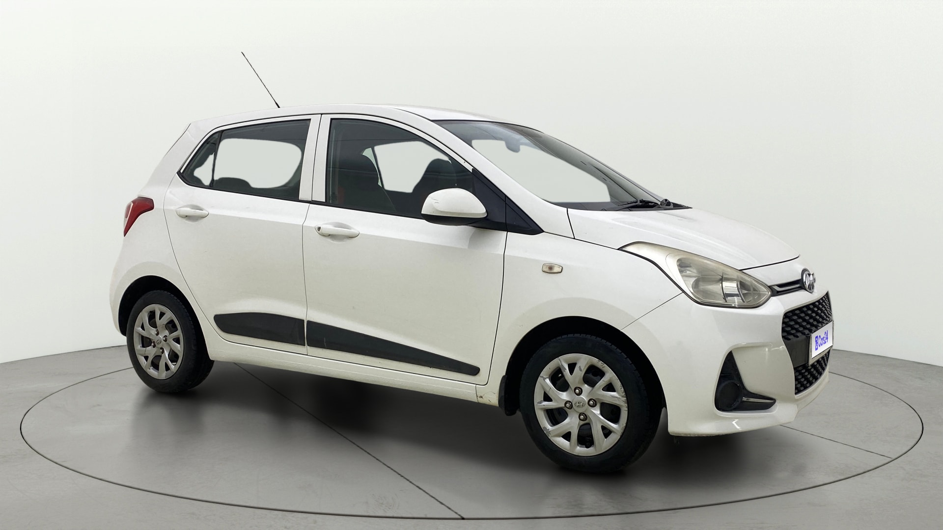 View 2018 Hyundai Grand i10 1.2 Sportz Diesel Image 21 Used 2018 Hyundai Grand i10 1.2 Sportz Diesel Image 21