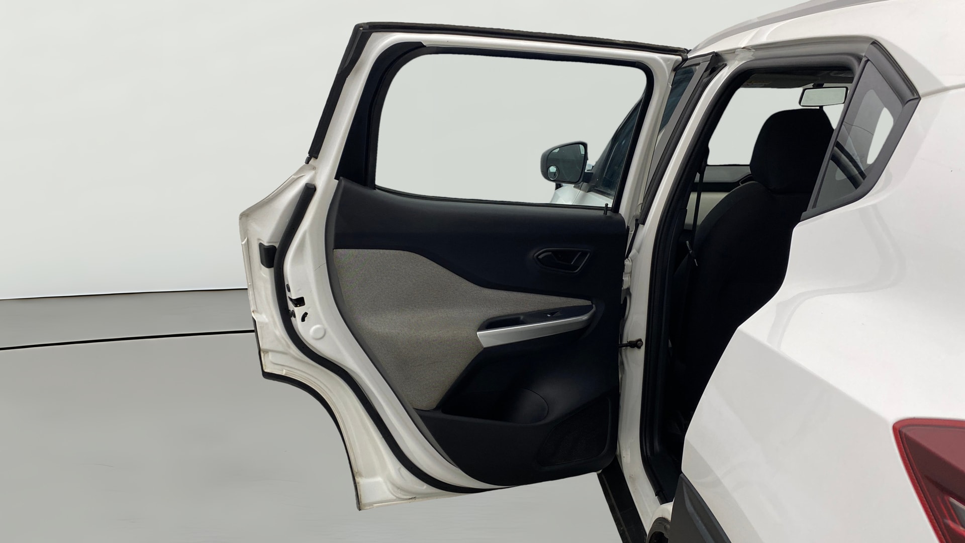 View 2022 Nissan Magnite XE Image 22 Used 2022 Nissan Magnite XE Image 22