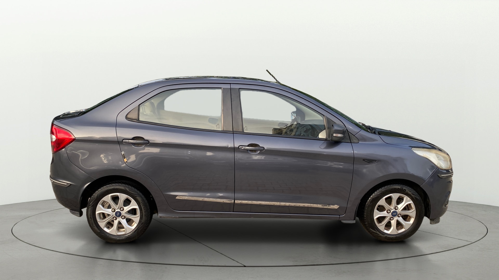 View 2018 Ford Figo Aspire 1.2P Ambiente MT BS IV Image 8 Used 2018 Ford Figo Aspire 1.2P Ambiente MT BS IV Image 8