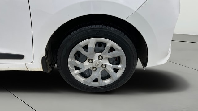 View Hyundai Grand i10 Image 42 Used Hyundai Grand i10 Image 42