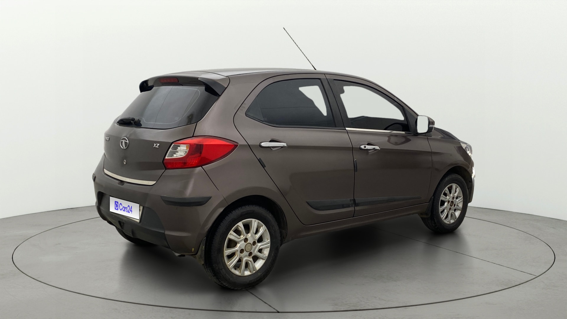 View 2020 Tata Tiago Revotorq XB Image 42 Used 2020 Tata Tiago Revotorq XB Image 42