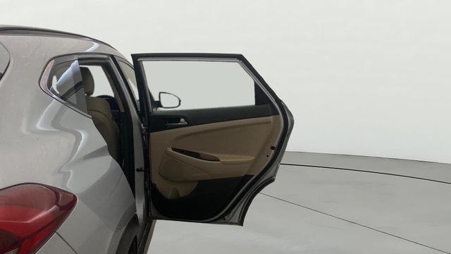 View Hyundai Tucson Image 6 Used Hyundai Tucson Image 6